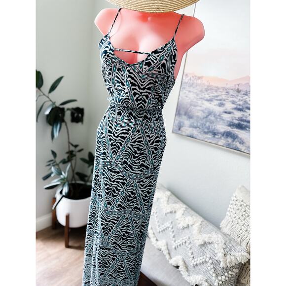 Desert Breeze boho printed backless Flowy maxi dress Sz M - Picture 1 of 7